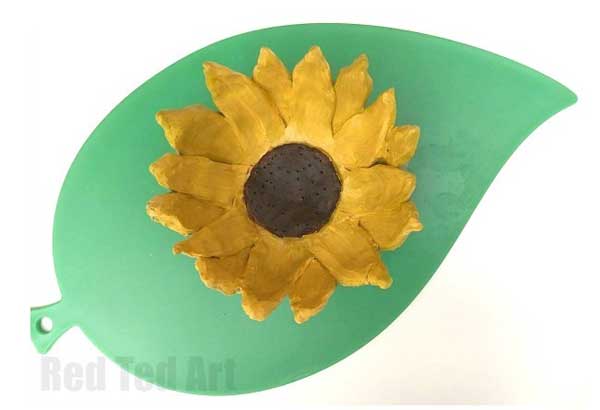 Hattifant's Favorite Clay Crafts Sunflower Bowl